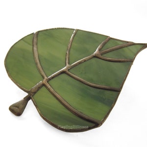 Green Leaf Night Light, Spring Stained Glass Night Light