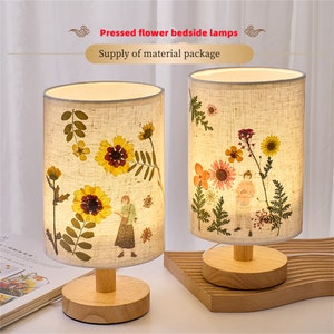 DIY Pressed Flower Bedroom Lights, Flower Table Lamp, Handmade Flower Grass Lamp, Wooden Night Light ,Personalized Flower Lamp , USB Plug