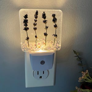 Dried Lavender Night Light | Real Lavender Flower Real Dried Pressed Flower Night Light | Birthday Gift For Daughter In Law | Floral Decor |